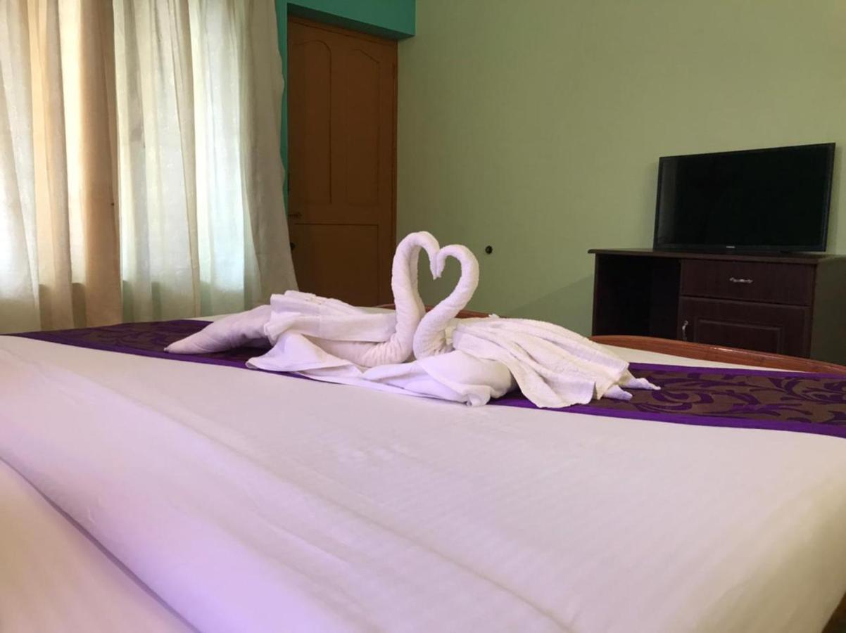 Seawin Beach Resort Varkala Exteriör bild