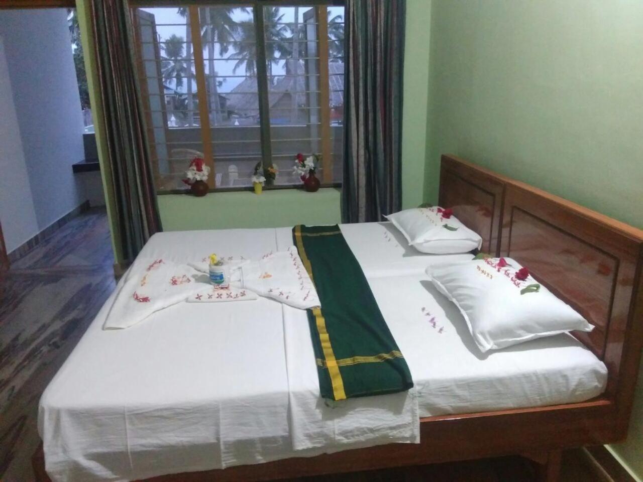 Seawin Beach Resort Varkala Exteriör bild